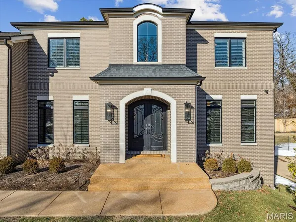 $2,950,000 | 1 Tuscany Park, Clayton, MO 63105