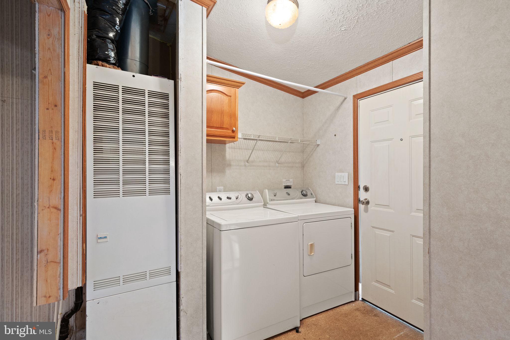 16 High Ridge Road Delta, PA 17314 - Photo 23 of 32 a view of washer and dryer