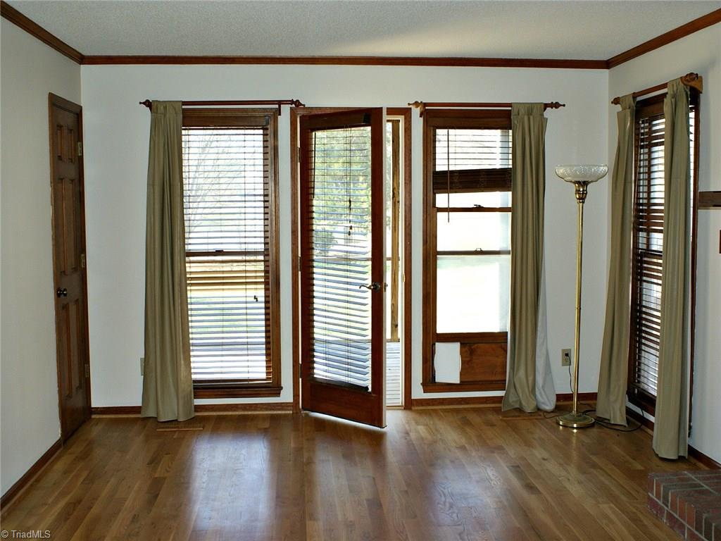 8046 Lasater Road Clemmons, NC 27012 - Photo 9 of 24 Gallery Image 9
