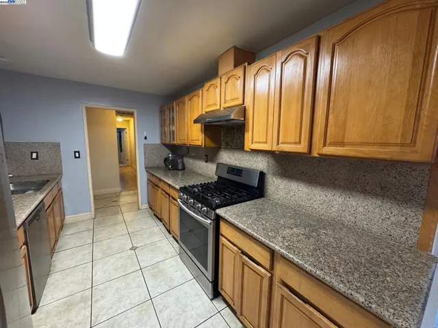 $1,049,000 | 7608 Canterbury Lane, Dublin, CA 94568