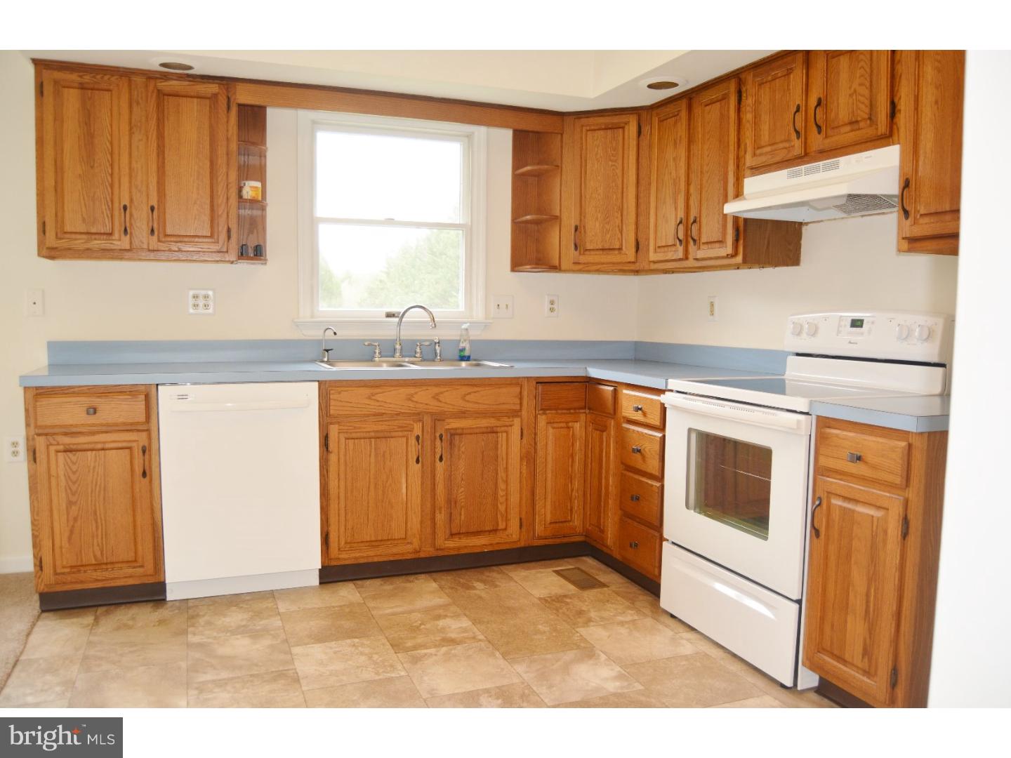 334 Street Road Cochranville, PA 19330 - Photo 6 of 17 Gallery Image 6