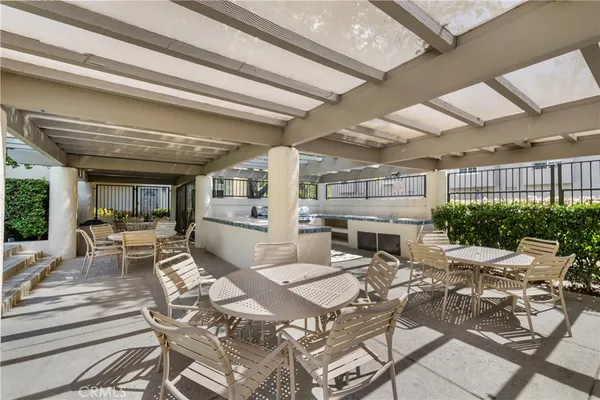 $640,000 | 22327 Golden Canyon Circle, Chatsworth, CA 91311