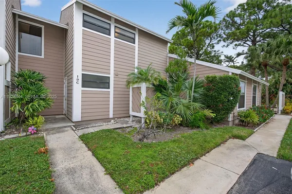 $279,000 | 707 Stonewood Court, Unit 19C, Jupiter, FL 33458