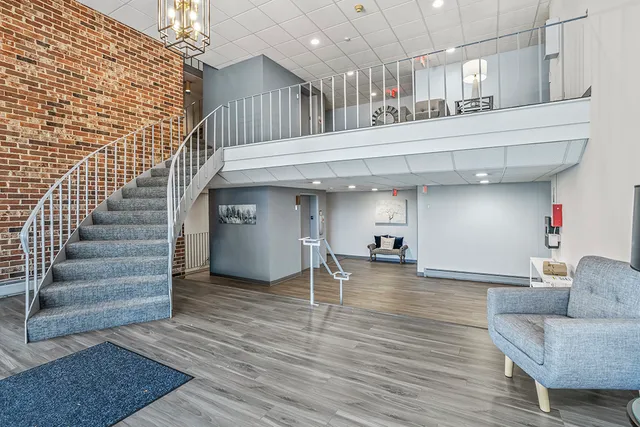 $234,900 | 3913 Saratoga Avenue, Unit G306, Downers Grove, IL 60515