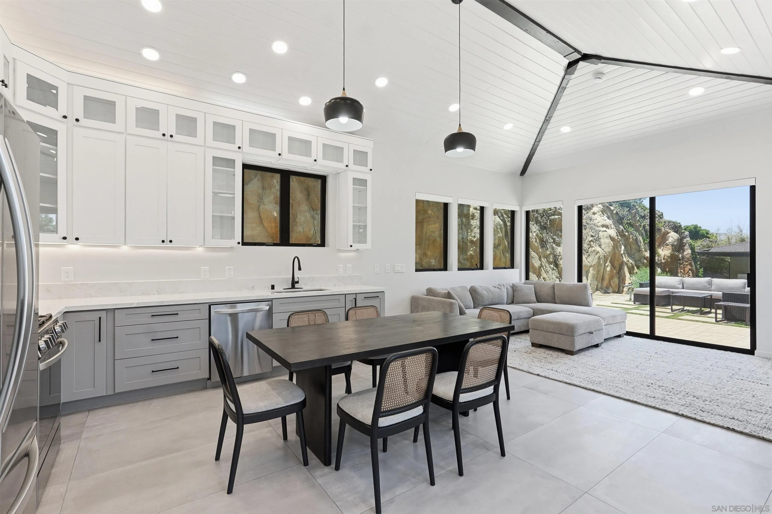 341 Hidden Pines Road Del Mar, CA 92014 - Photo 1 of 22
