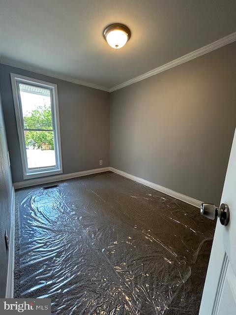2821 Round Road Baltimore, MD 21225 - Photo 13 of 29