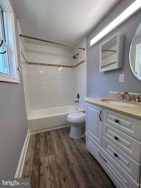2821 Round Road Baltimore, MD 21225 - Photo 16 of 29