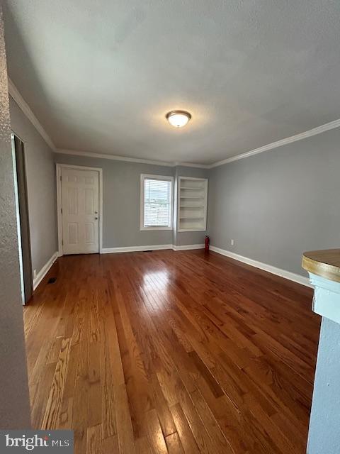 2821 Round Road Baltimore, MD 21225 - Photo 9 of 29