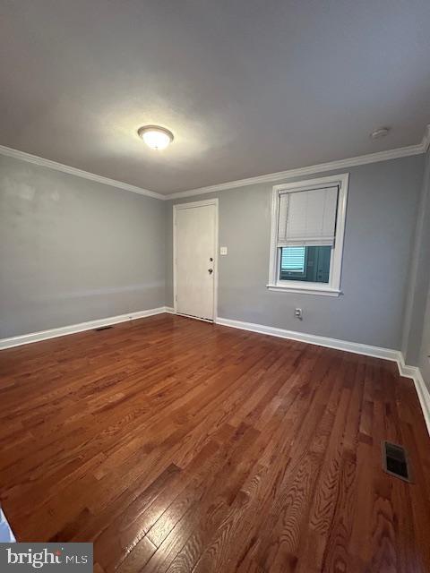 2821 Round Road Baltimore, MD 21225 - Photo 10 of 29
