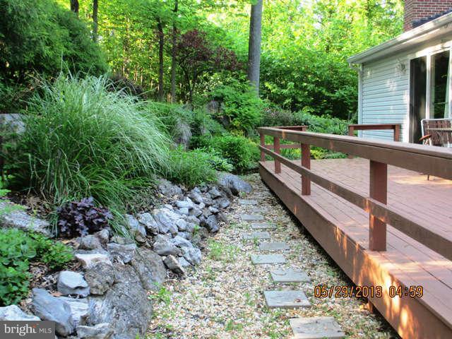 177 Kinlock Road Inwood, WV 25428 - Photo 9 of 29 Exterior (Rear)
