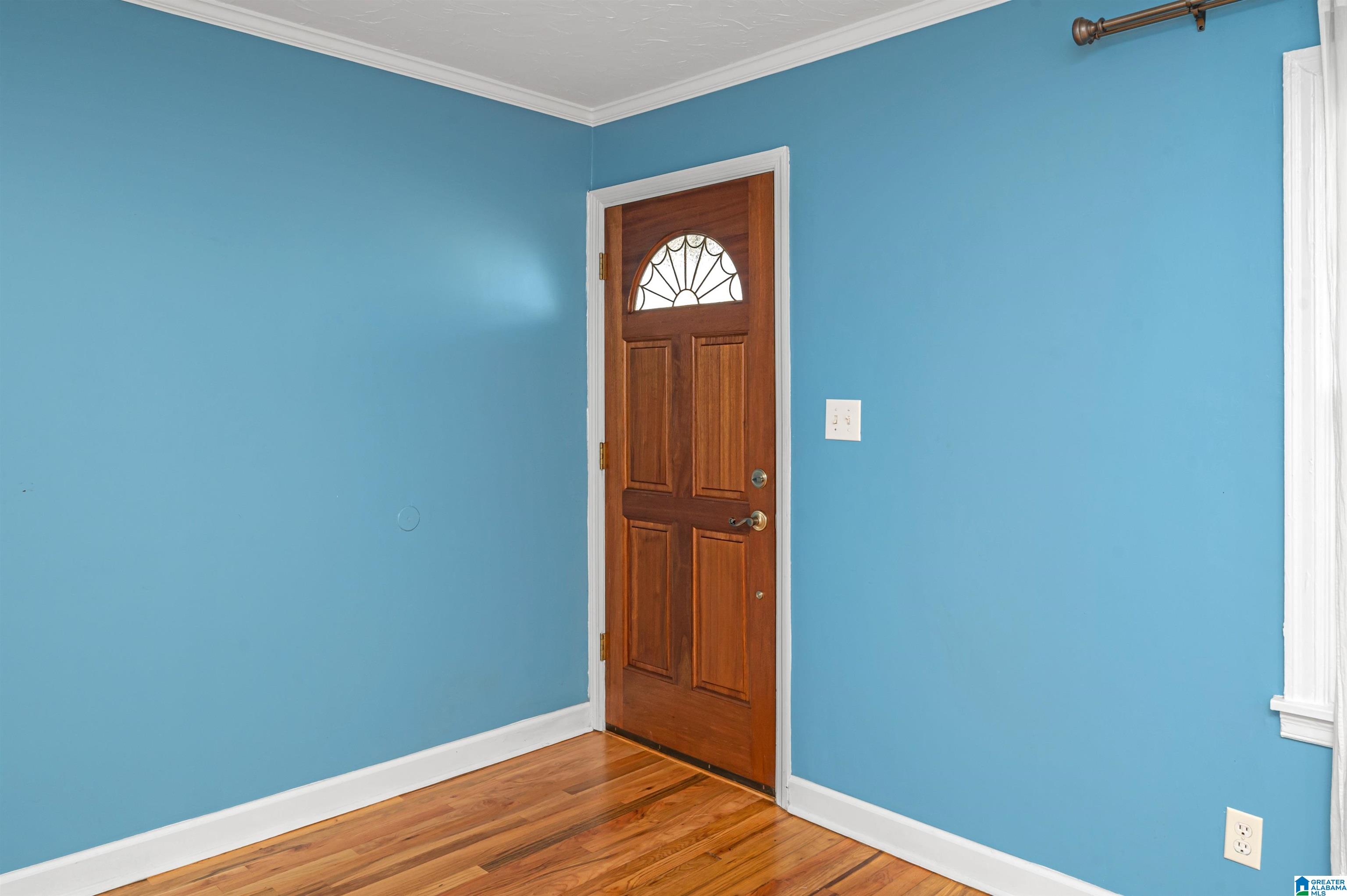 415 East Coffee Street Talladega, AL 35160 - Photo 5 of 42