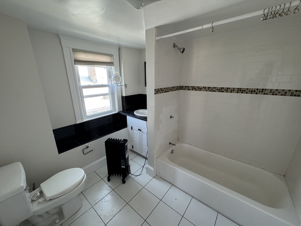 21 Davis Road, Unit 3 Belmont, MA 02478 - Photo 7 of 10