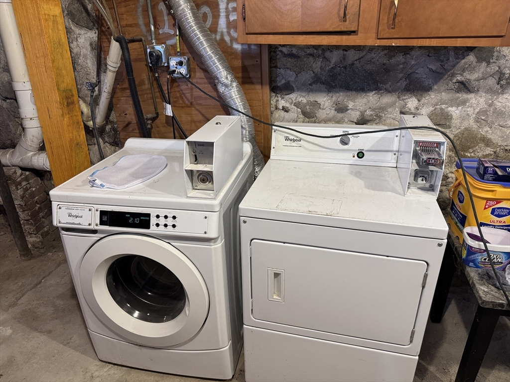 21 Davis Road, Unit 3 Belmont, MA 02478 - Photo 9 of 10