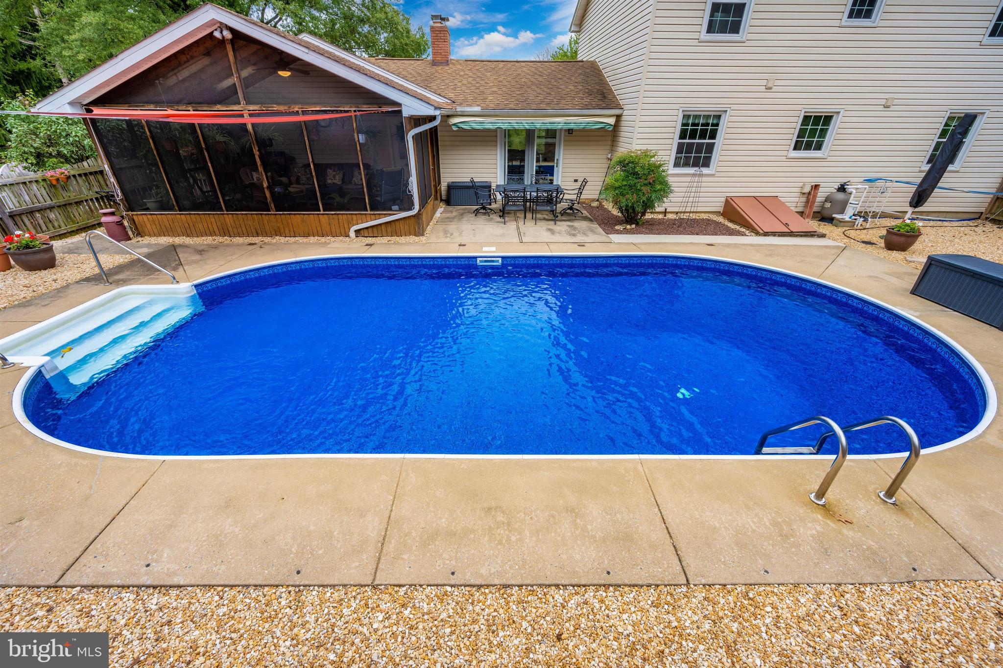 5602 Woodlyn Road Frederick, MD 21703 - Photo 16 of 81 Pool