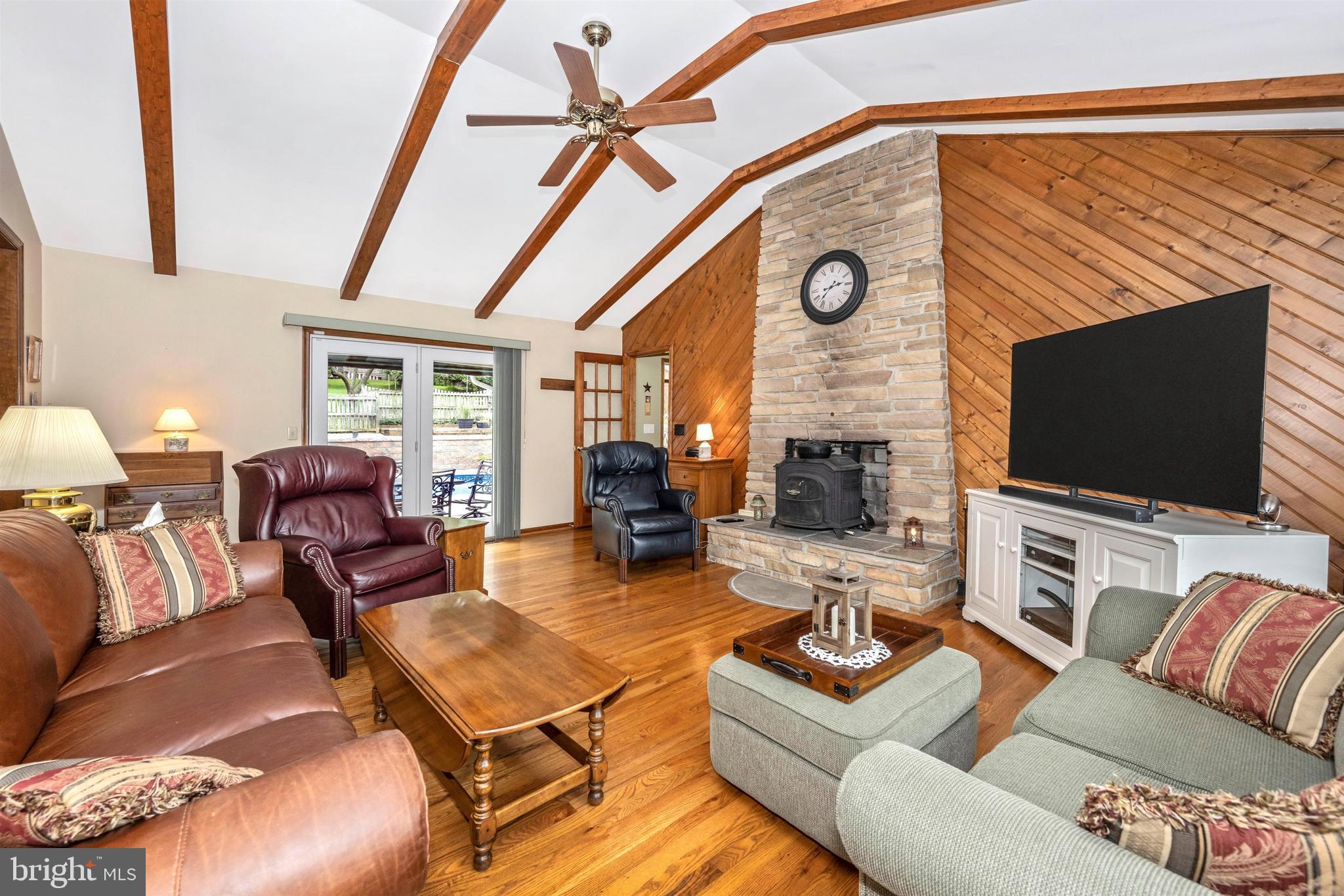 5602 Woodlyn Road Frederick, MD 21703 - Photo 6 of 81 Family Room