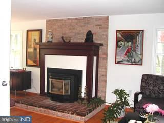 3332 Paper Mill Road Huntingdon Valley, PA 19006 - Photo 4 of 5 Gallery Image 4