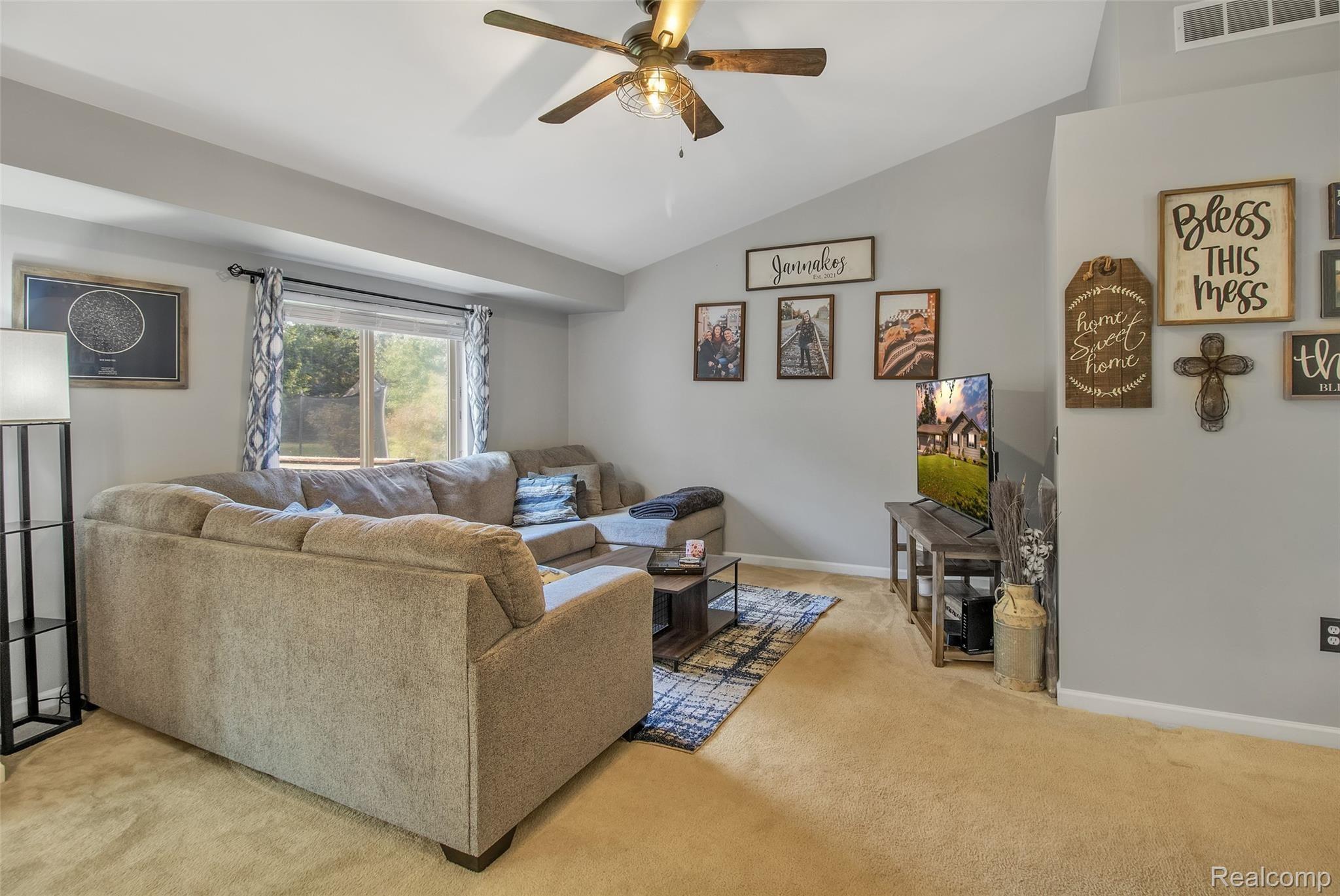 7404 Embury Road Grand Blanc, MI 48439 - Photo 14 of 27 7404 Embury Road