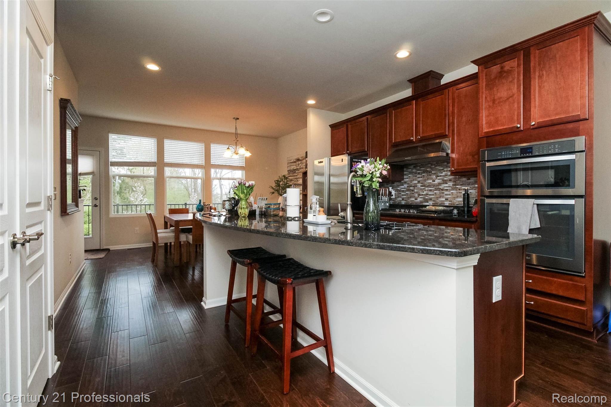 2873 Hartwick Drive Rochester, MI 48307 - Photo 9 of 36 8.jpg