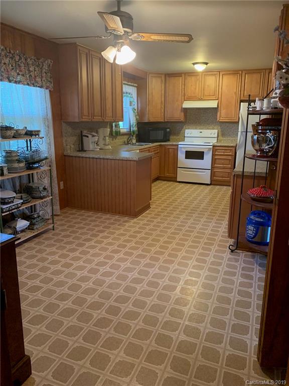 2611 Weddington Road Monroe, NC 28110 - Photo 16 of 32 Gallery Image 16