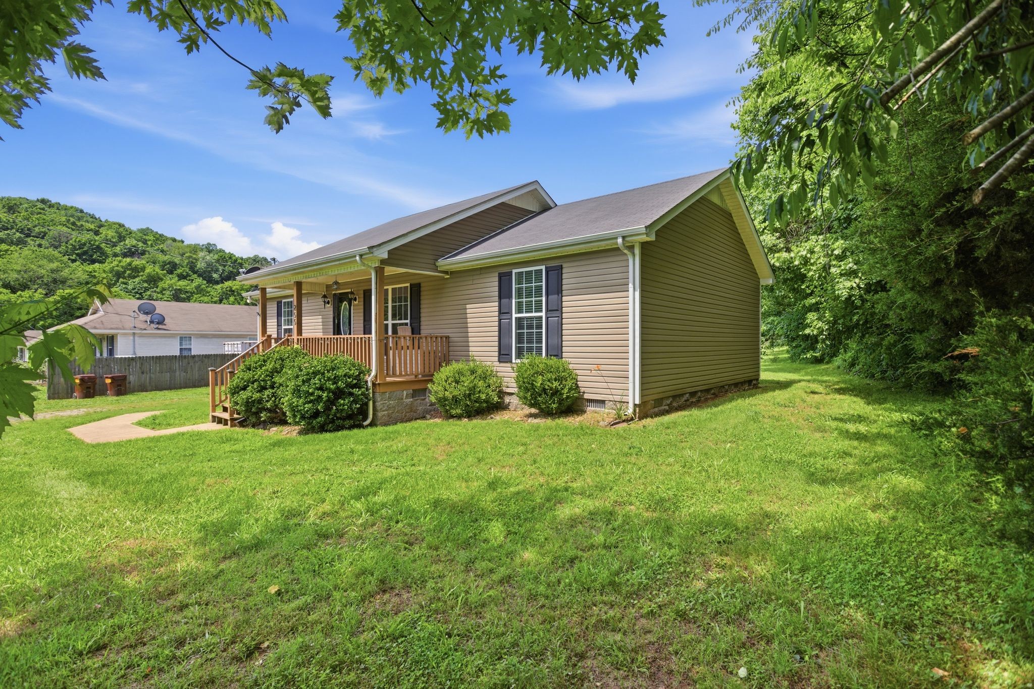 255 Drew Road Pulaski, TN 38478 - Photo 2 of 30
