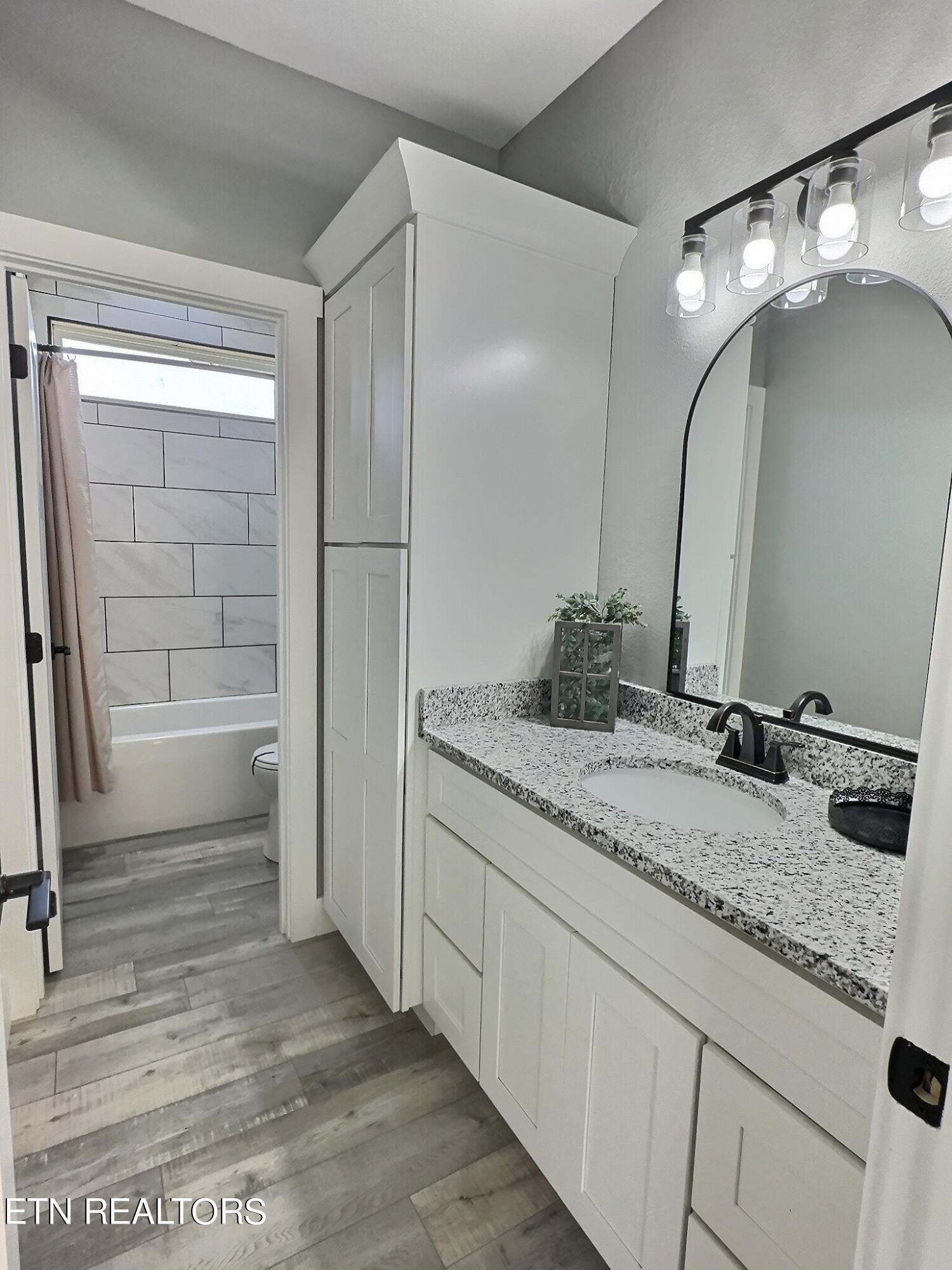 162 Lakeshore Bay Road Jefferson City, TN 37760 - Photo 7 of 22 IMG_3741