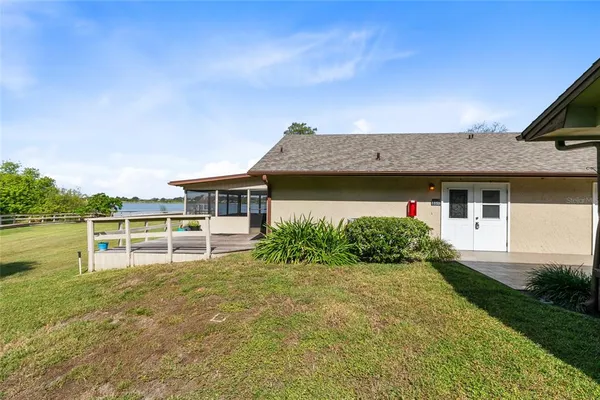 $1,550 | 1040 South Buena Vista Drive, Unit 1050, Lake Alfred, FL 33850