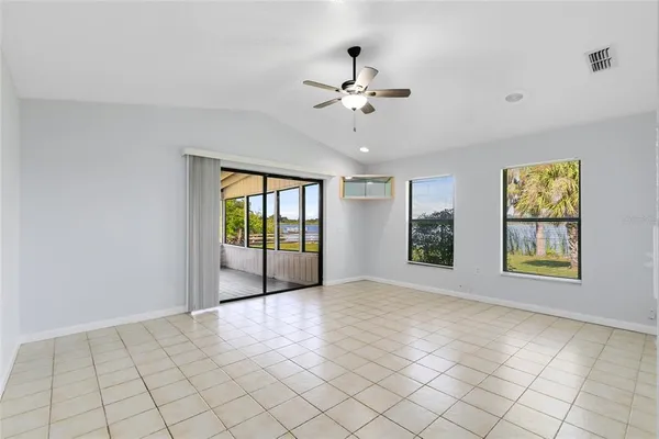 $1,550 | 1040 South Buena Vista Drive, Unit 1050, Lake Alfred, FL 33850