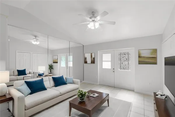 $1,550 | 1040 South Buena Vista Drive, Unit 1050, Lake Alfred, FL 33850