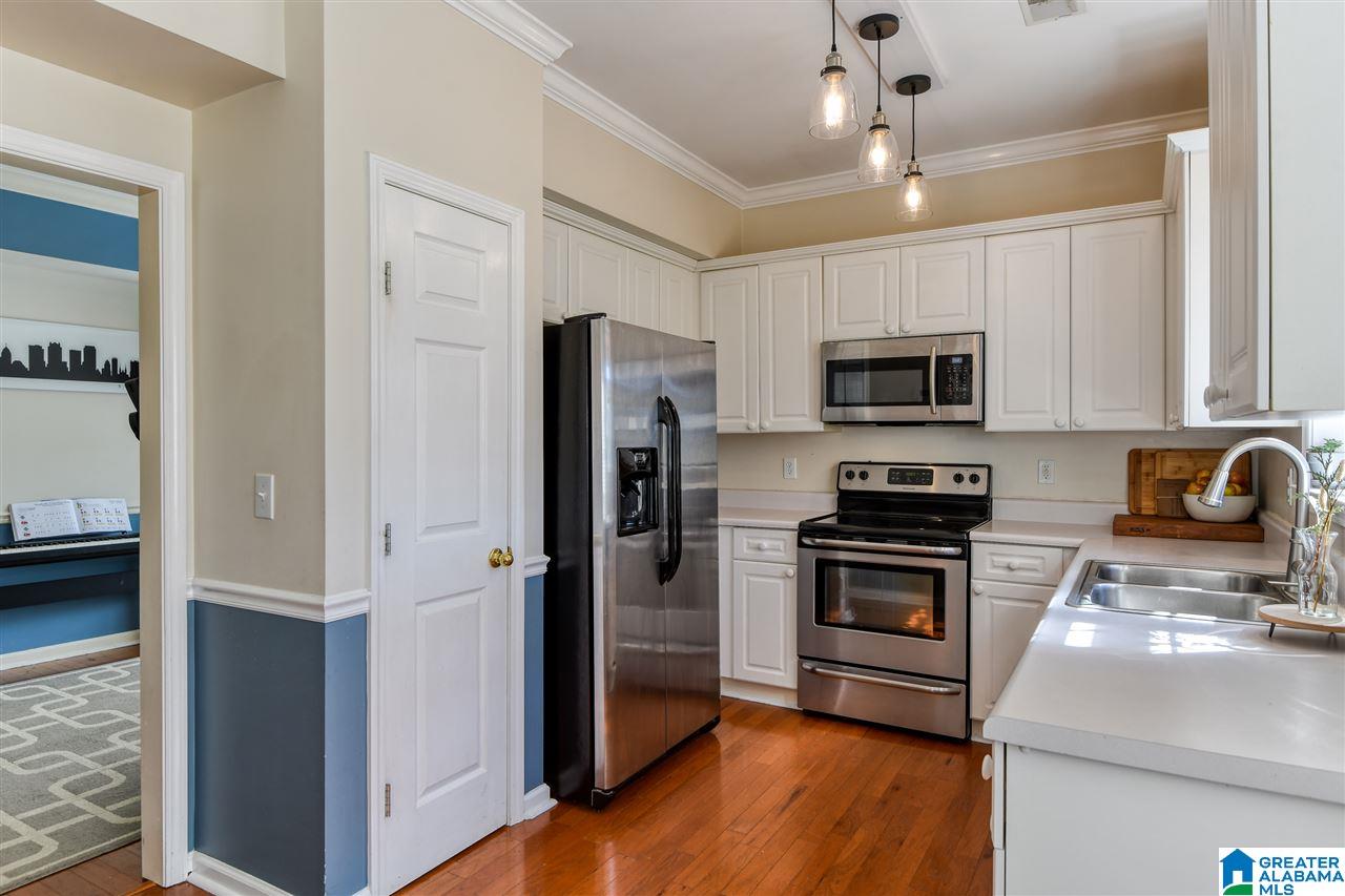 464 Enclave Circle Fultondale, AL 35068 - Photo 10 of 43