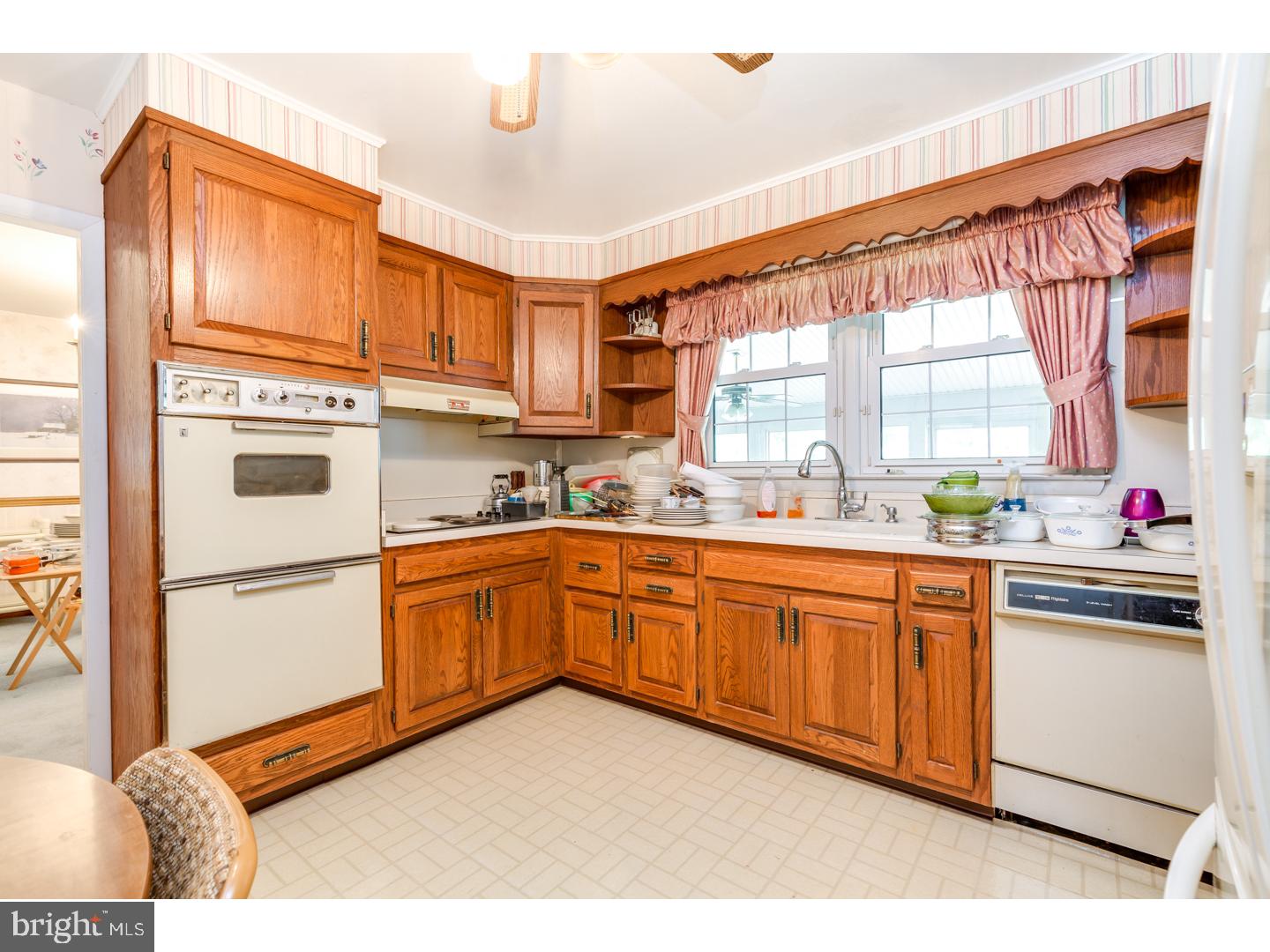 127 Ashbrook Road Cherry Hill, NJ 08034 - Photo 8 of 25 Gallery Image 8