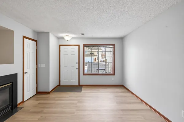 $243,900 | 1316 Raintree Lane, Waconia, MN 55387