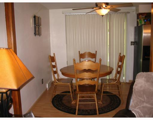 808 Lindsay Road Carnegie, PA 15106 - Photo 3 of 8 Dining Room.