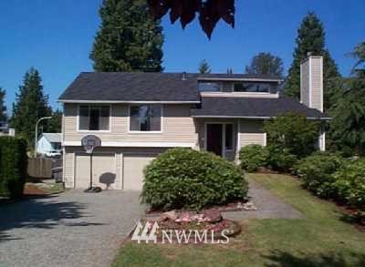172 Vashon Avenue Northeast Renton, WA 98059 - Photo 1 of 1 Gallery Image 1