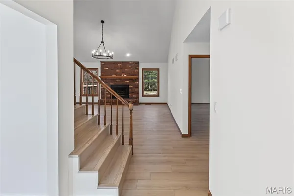 $340,000 | 211 Belden Drive, Edwardsville, IL 62025