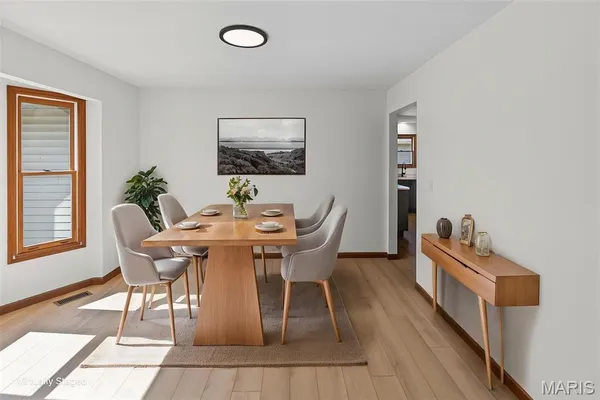 $340,000 | 211 Belden Drive, Edwardsville, IL 62025