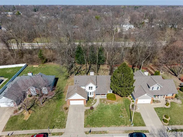 $340,000 | 211 Belden Drive, Edwardsville, IL 62025