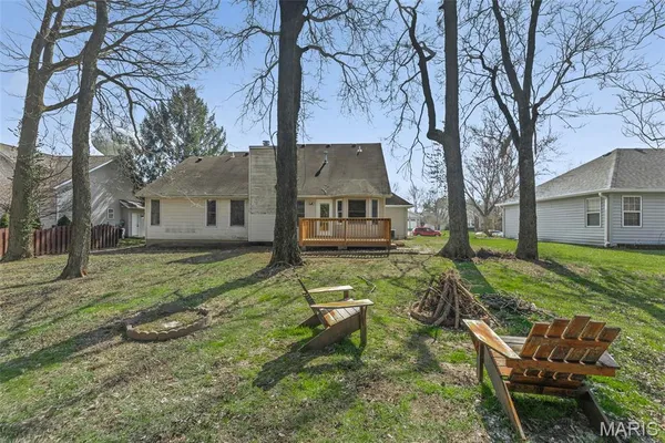 $340,000 | 211 Belden Drive, Edwardsville, IL 62025