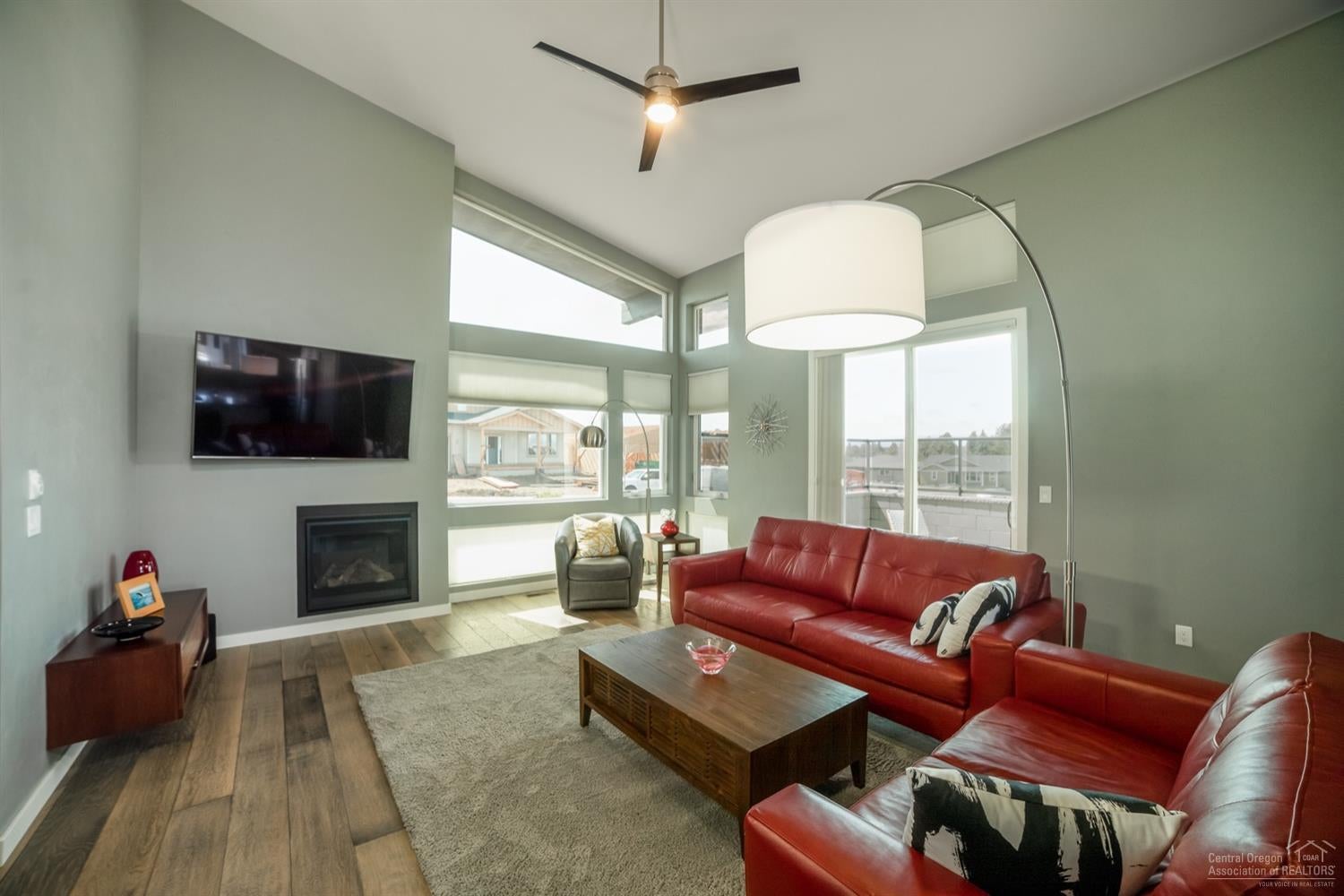 4577 Southwest Zenith Avenue Redmond, OR 97756 - Photo 5 of 23 Additional Photo