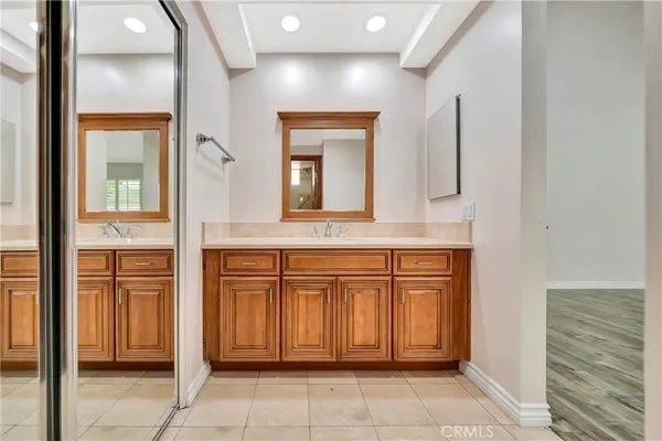 $5,200 | 19716 Hatton Street, Winnetka, CA 91306