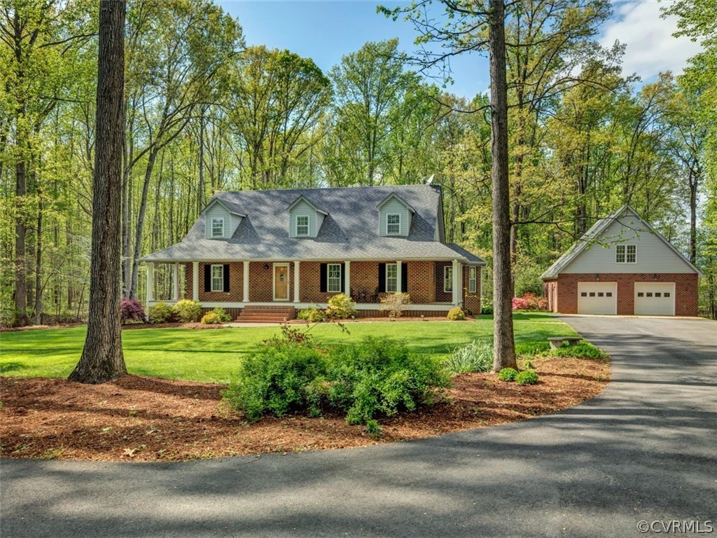 6010 Old Buckingham Road Powhatan, VA 23139 - Photo 4 of 40 Gallery Image 4