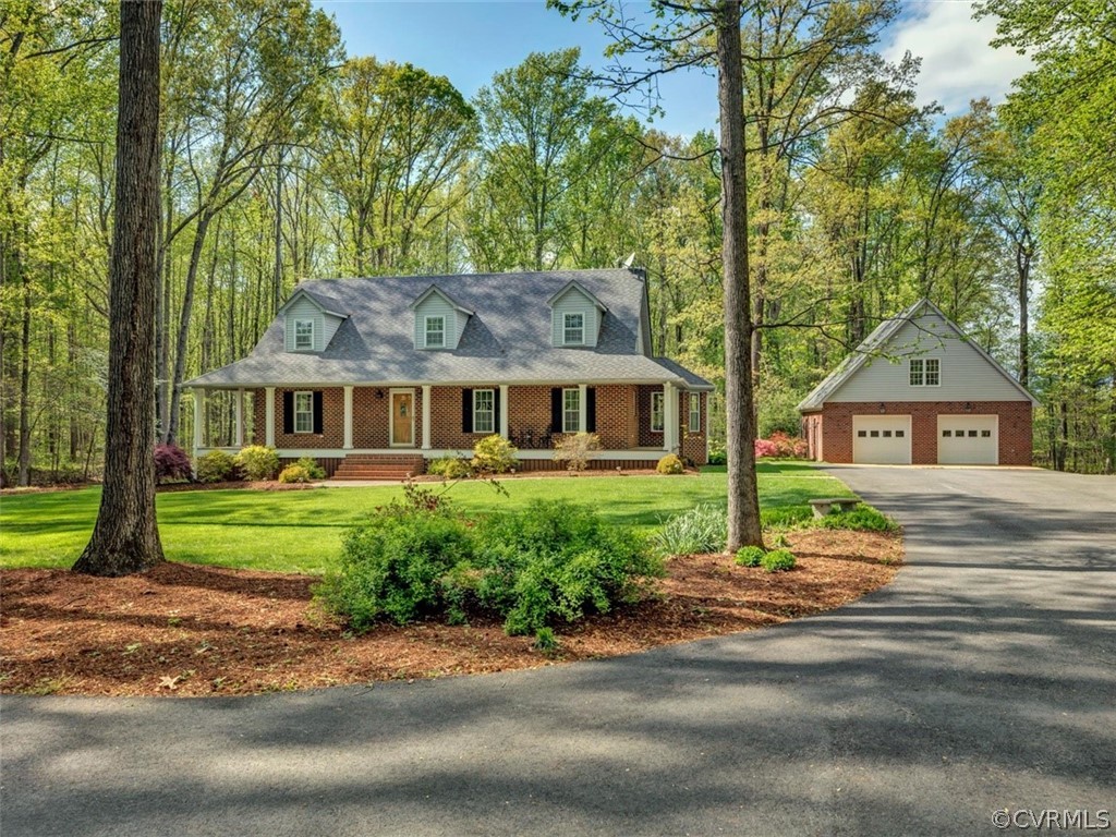 6010 Old Buckingham Road Powhatan, VA 23139 - Photo 5 of 40 Gallery Image 5
