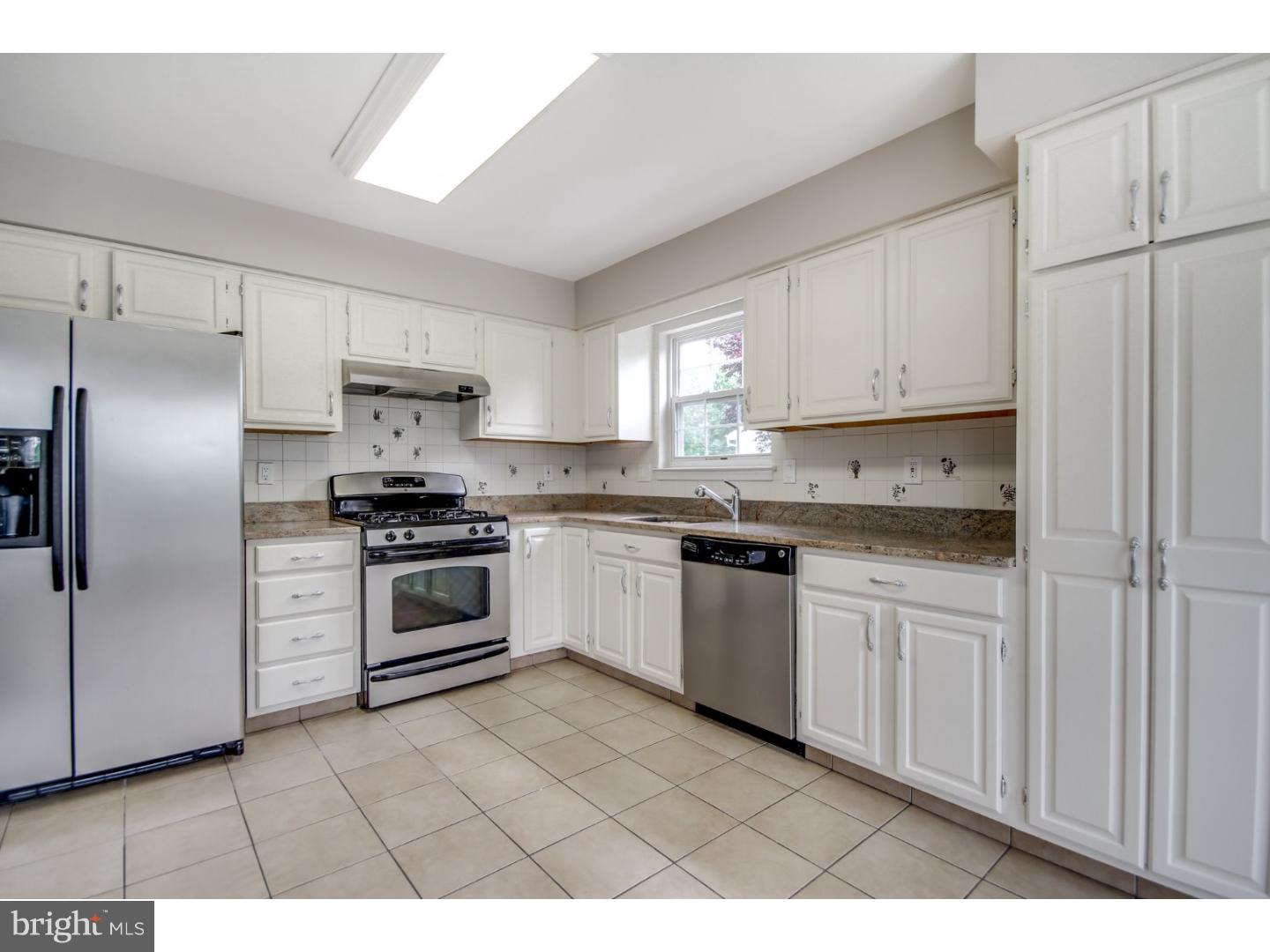 23 Stokes Road Mount Laurel, NJ 08054 - Photo 10 of 25