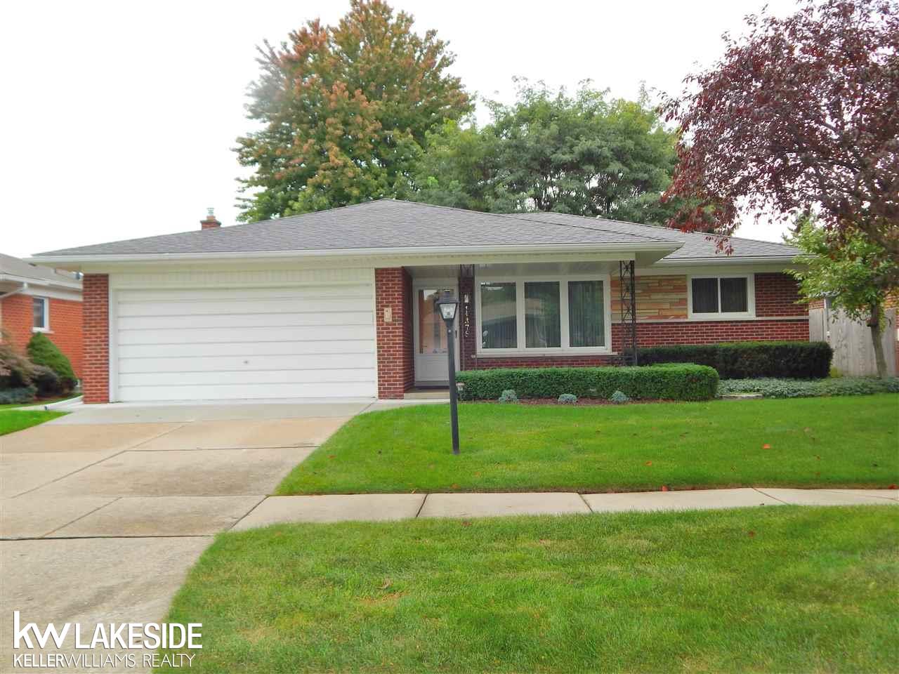 11378 Racine Road Warren, MI 48093 - Photo 1 of 17 31304627.JPG