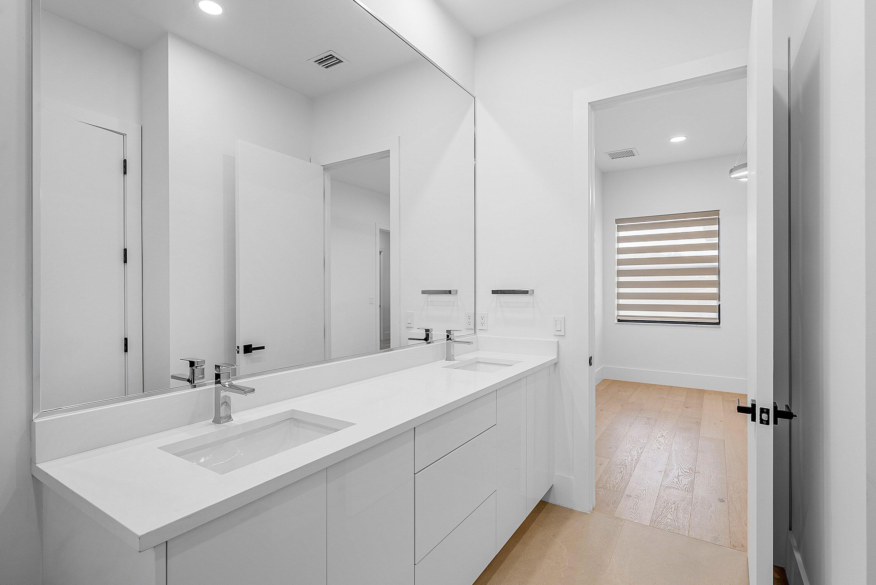 17760 Villa Club Way Boca Raton, FL 33496 - Photo 60 of 75 045-17760VillaClubWay-BocaRaton-FL-33496