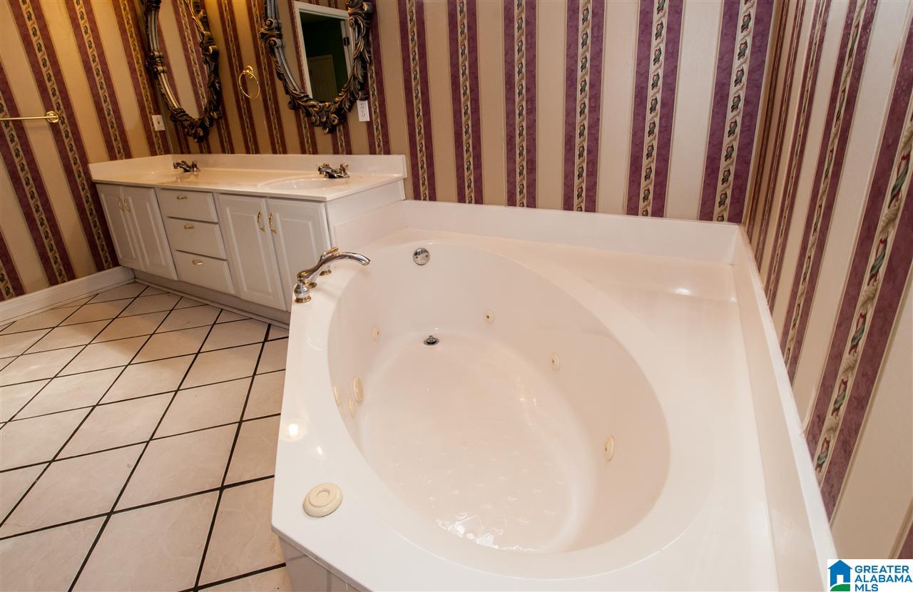 3962 South Shades Crest Road Birmingham, AL 35244 - Photo 32 of 49