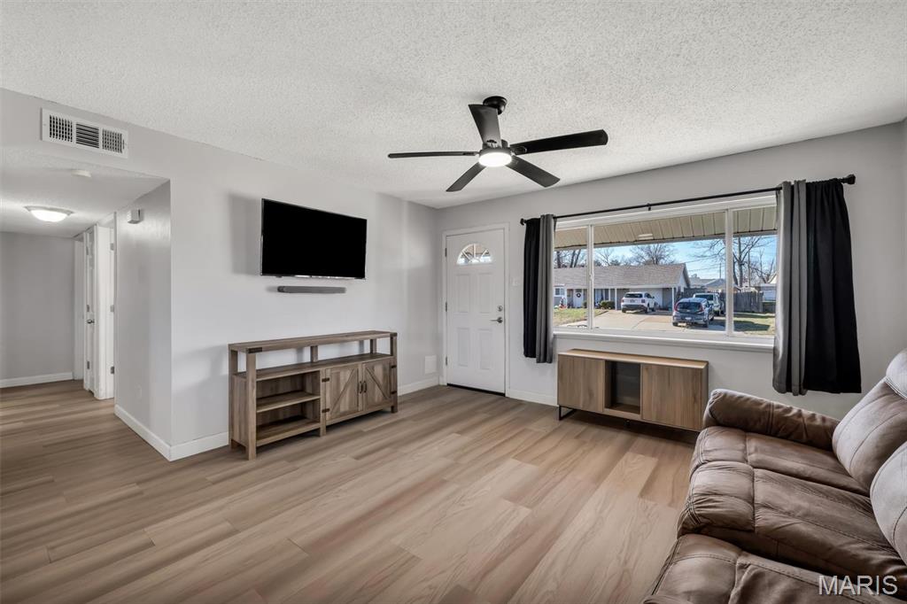 24 Roland Avenue O'Fallon, MO 63366 - Photo 6 of 28