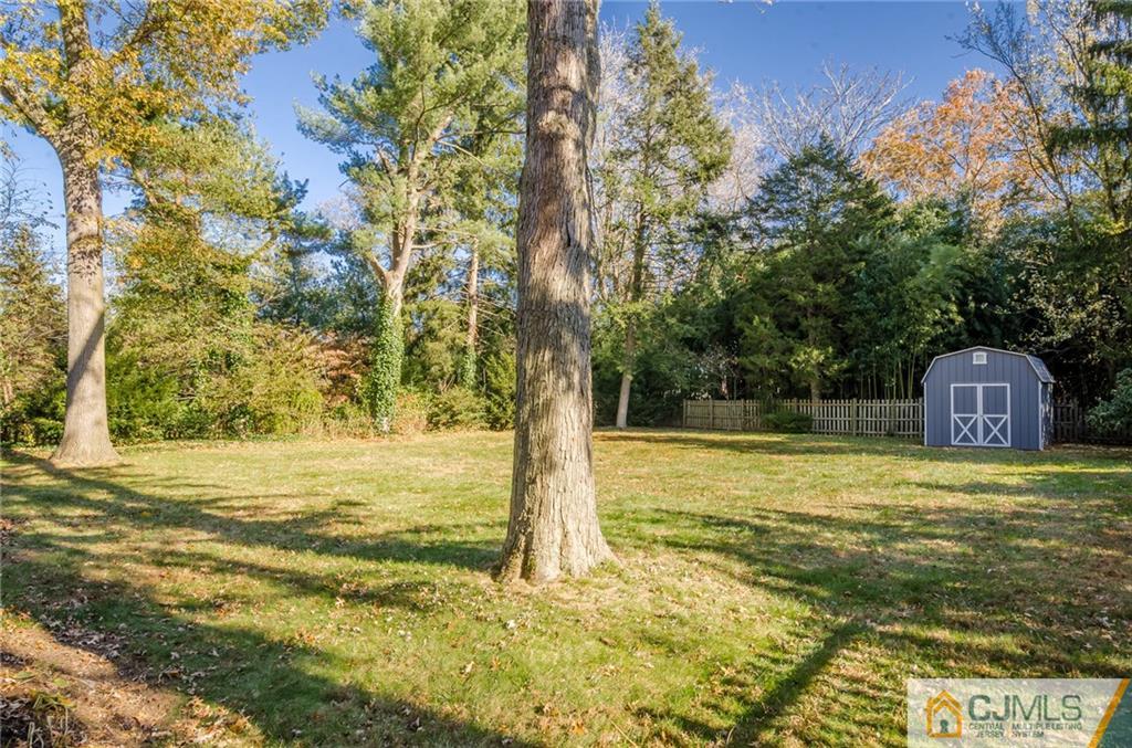 16 Ryan Road Cranbury, NJ 08512 - Photo 21 of 24