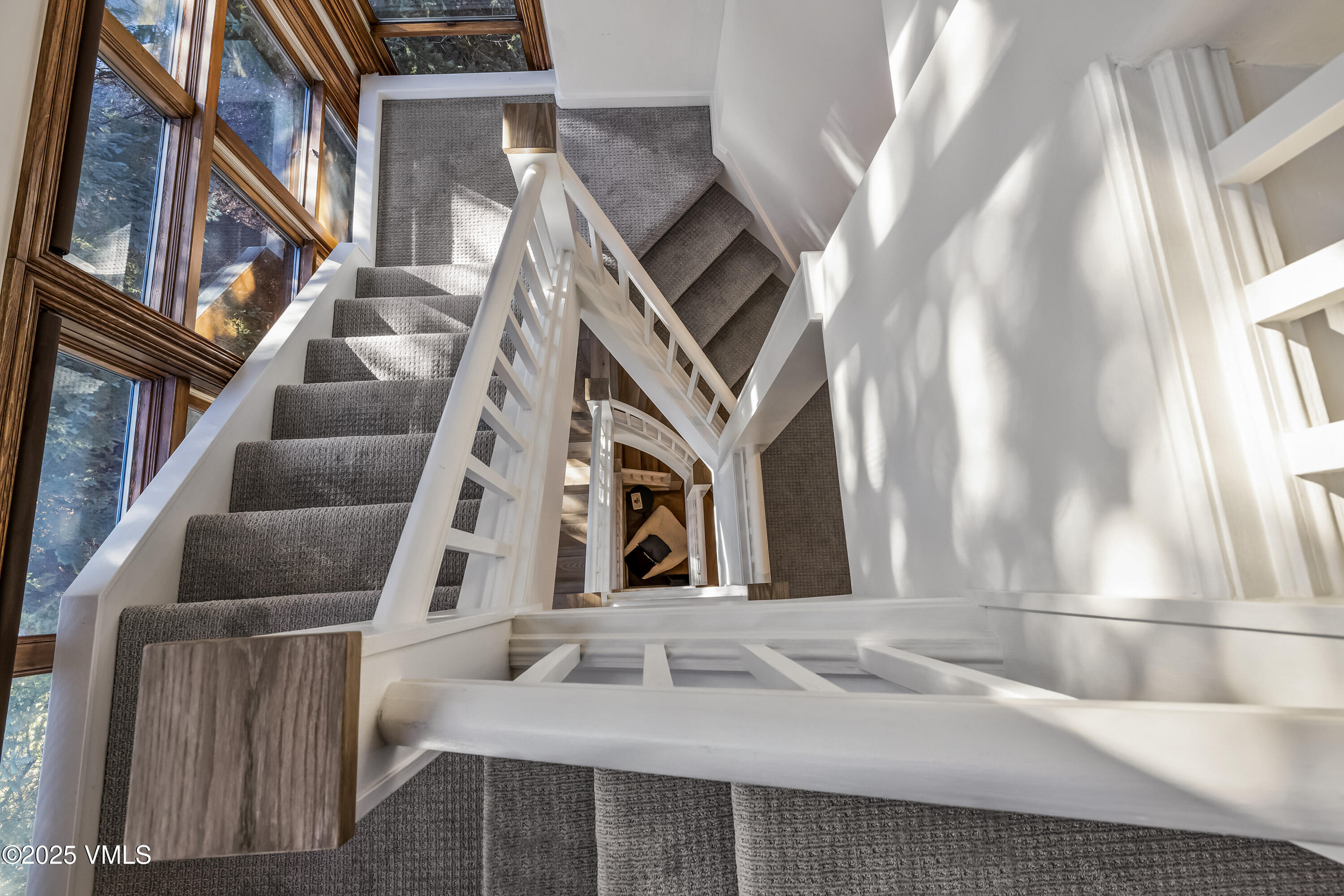 83 Offerson Road, Unit 8 Beaver Creek, CO 81620 - Photo 17 of 26 Staircase