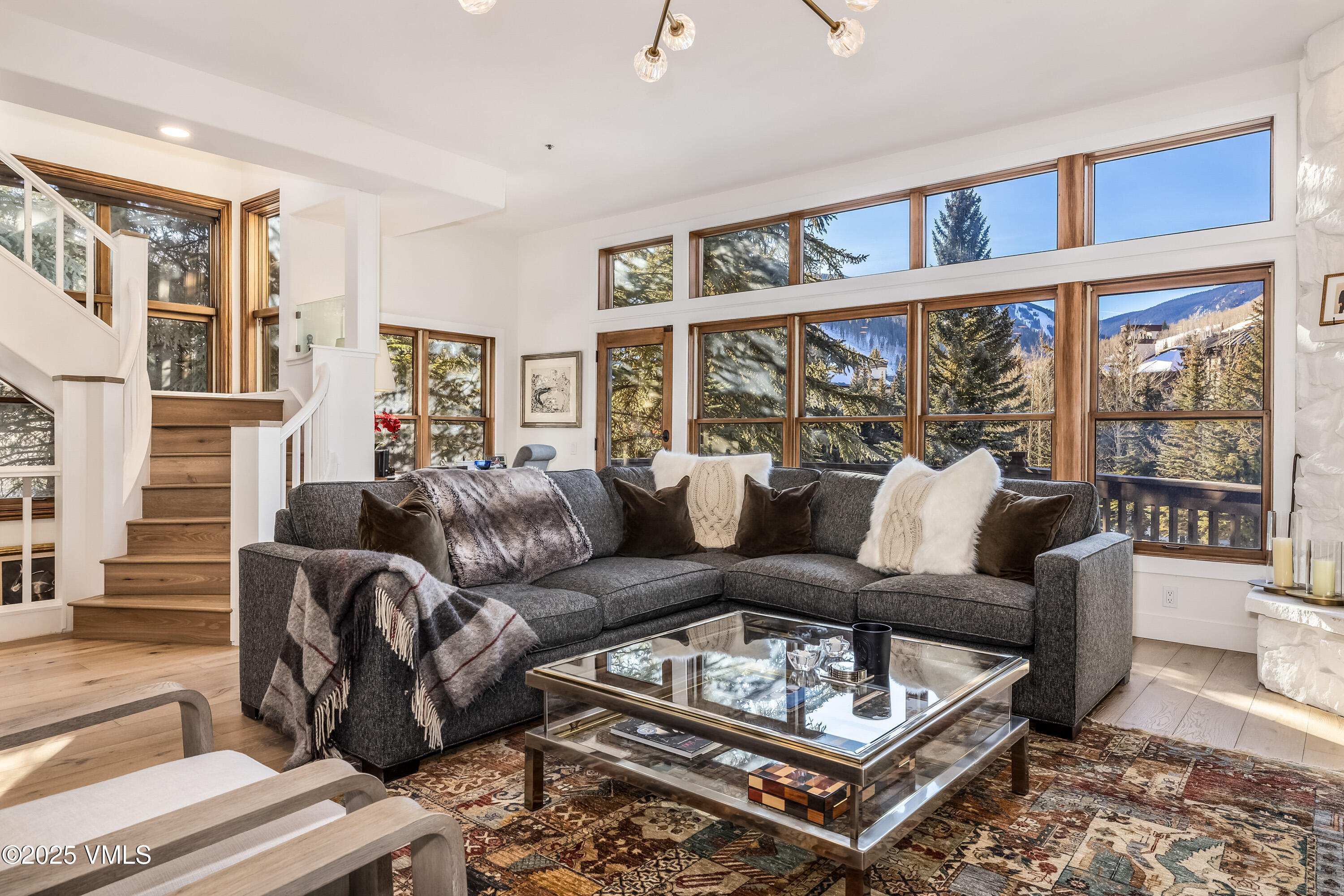 83 Offerson Road, Unit 8 Beaver Creek, CO 81620 - Photo 2 of 26 Living Room