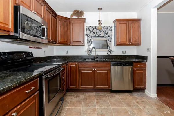 $370,000 | 1906 15th Avenue, Lewiston, ID 83501